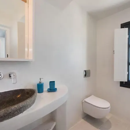 Cycladic Serenity With Private Dipping Pool In 伊亚